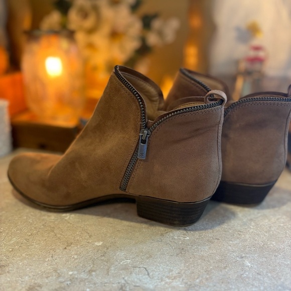 Lucky Brand Suede Zip Accent Booties, Tan, Size 5M - Picture 1 of 9